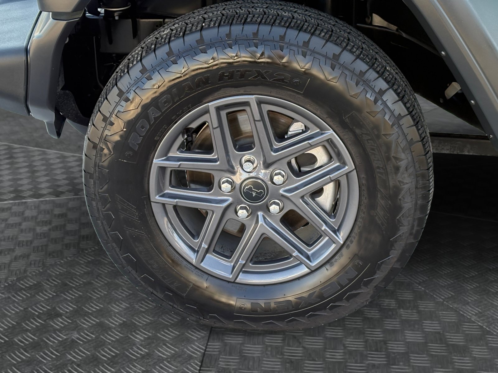 Used 2025 Jeep Wrangler Unlimited Sport AWD/4WD image 9