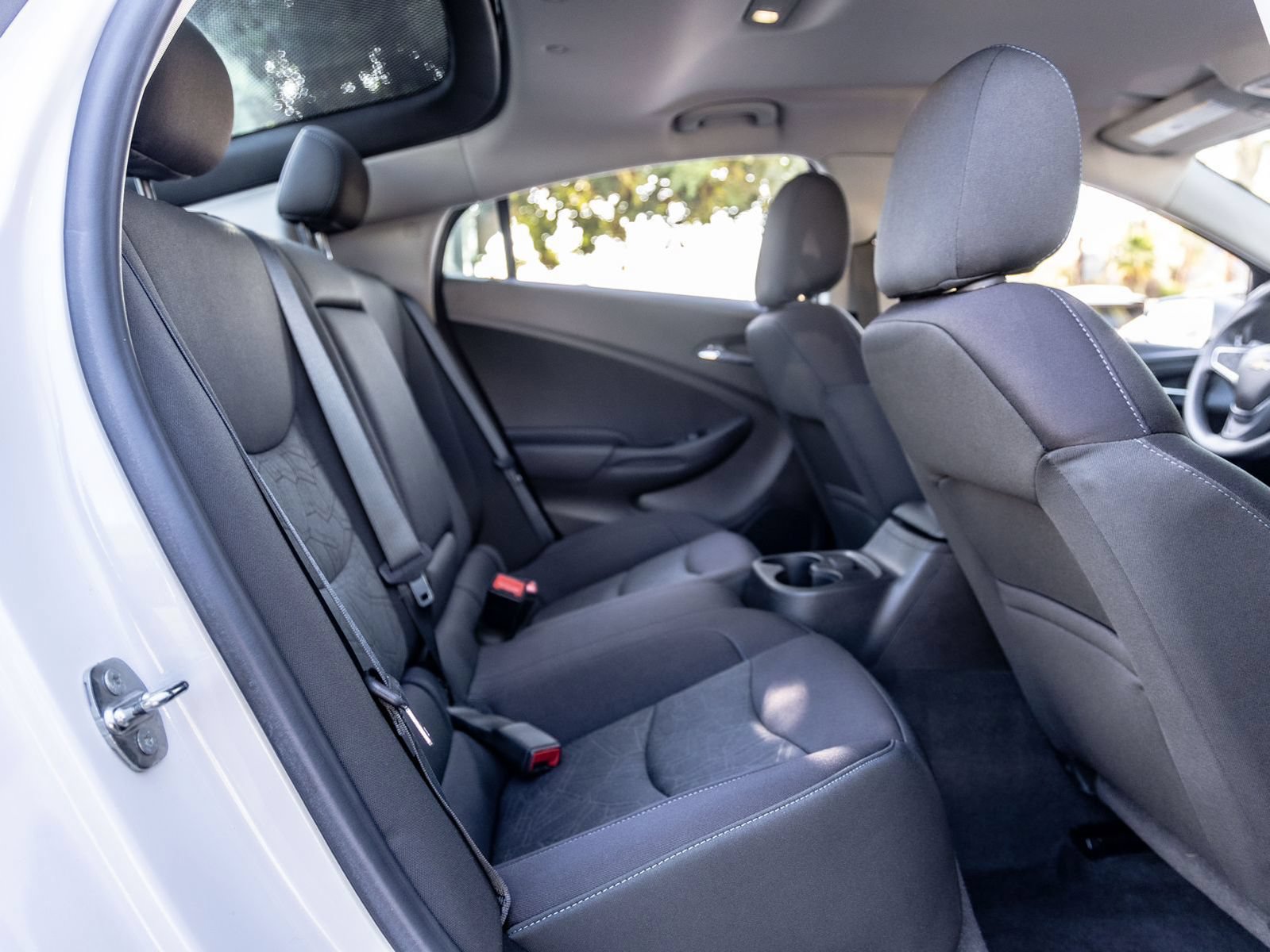 Used 2018 Chevrolet Volt LT FWD image 30