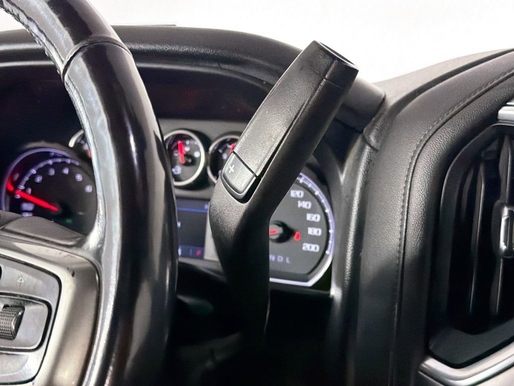 Used 2019 Chevrolet Silverado 1500 LT image 16