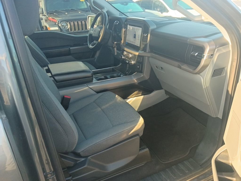 Used 2025 Ford F150 XLT w/ Equipment Group 301A Standard image 8