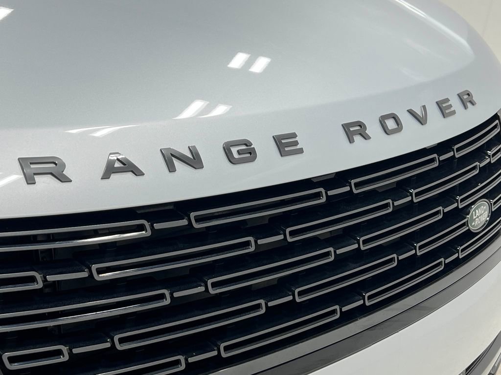 Used 2024 Land Rover Range Rover SE AWD/4WD image 41