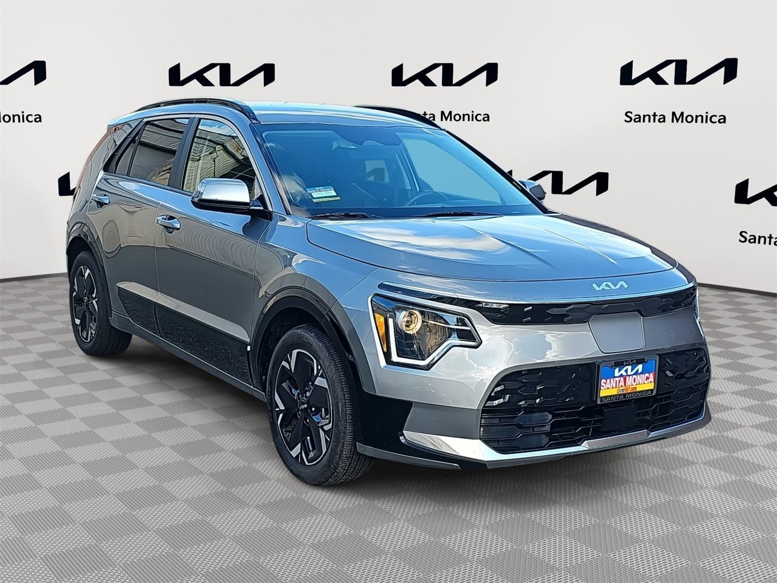 Used 2025 Kia Niro Wind image 3