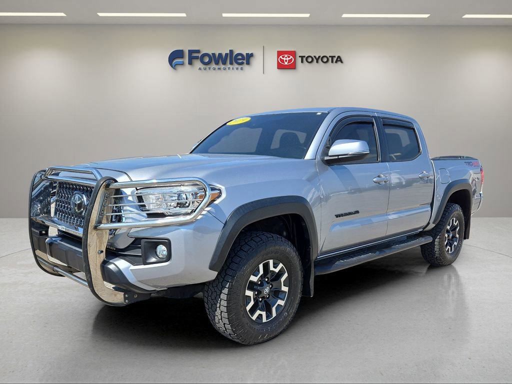 Used 2019 Toyota Tacoma TRD Off-Road AWD/4WD image 3