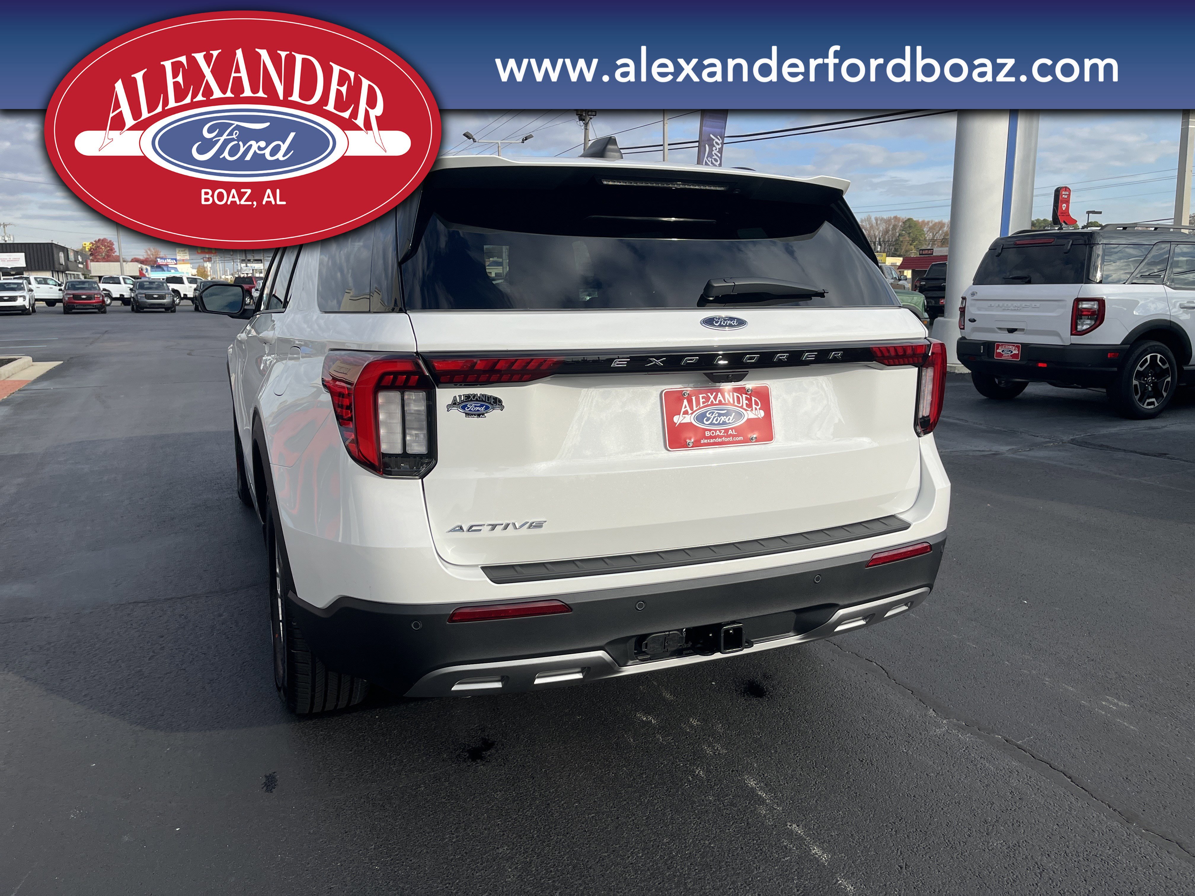 New 2026 Ford Explorer Active w/ Active Comfort Package RWD image 6