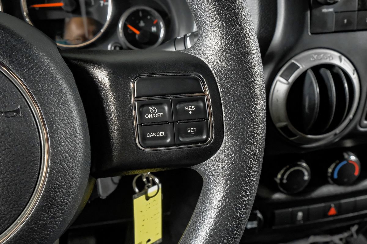 Used 2018 Jeep Wrangler Sport image 16