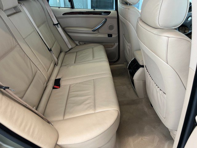 Used 2004 BMW X5 3.0i AWD/4WD image 25