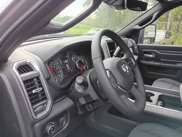 New 2026 RAM 2500 Big Horn AWD/4WD image 11