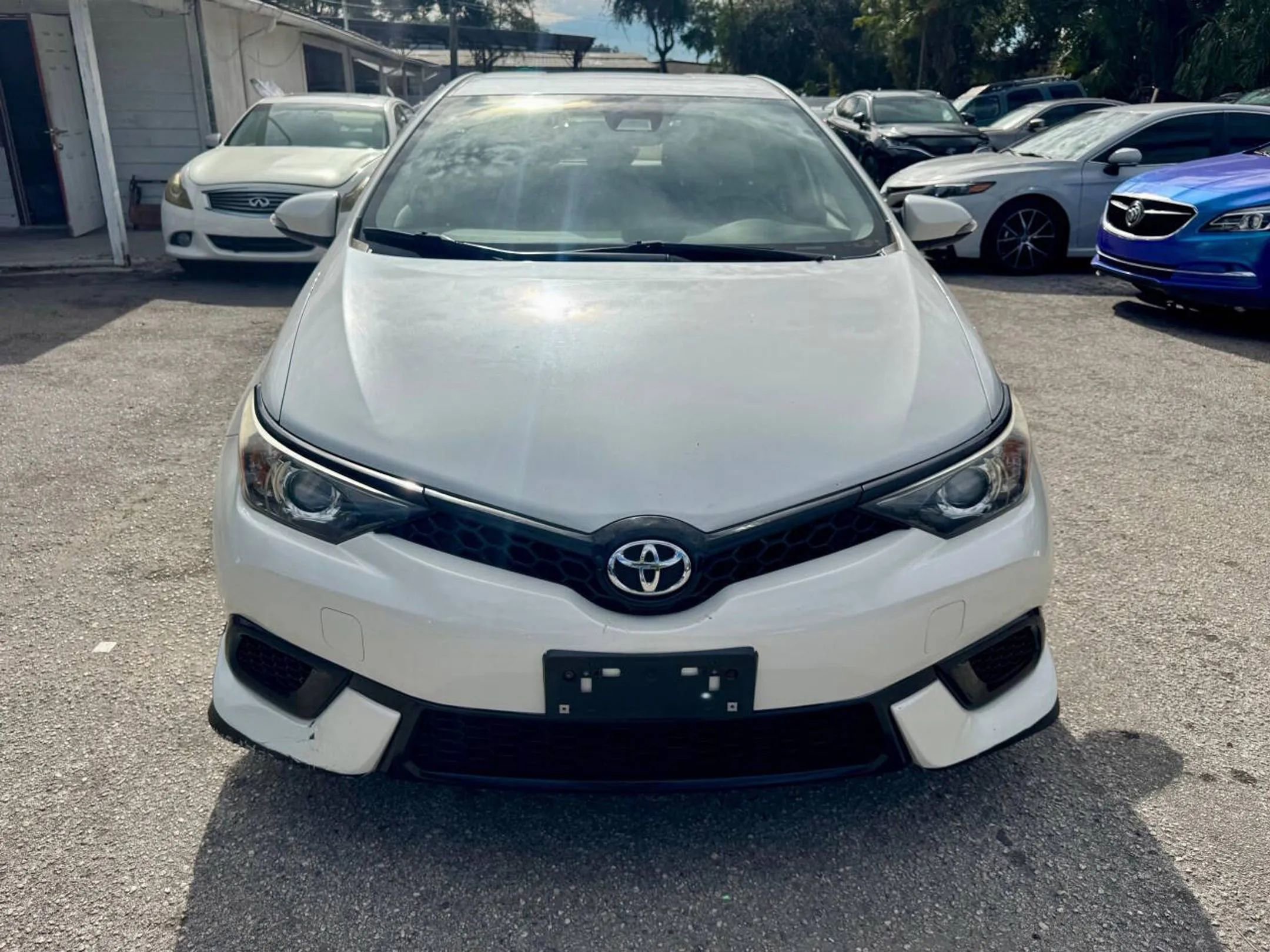 Used 2018 Toyota Corolla iM image 15