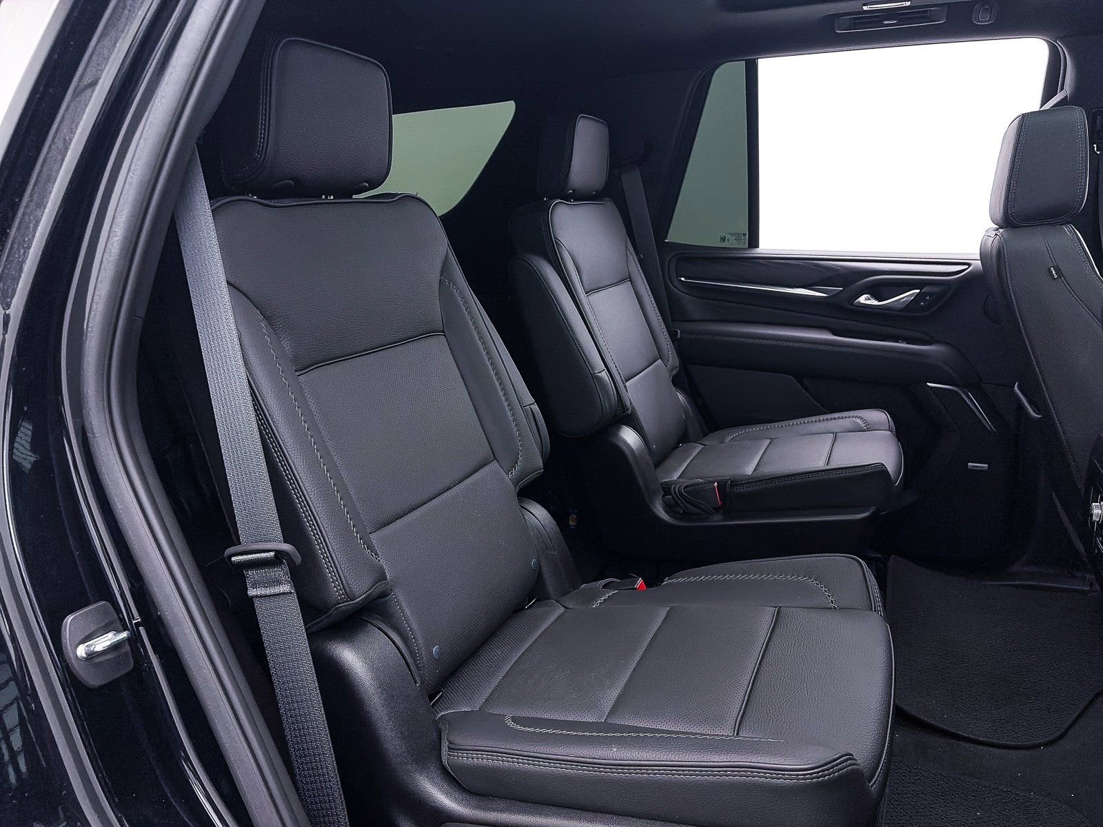 Used 2024 GMC Yukon Denali image 51