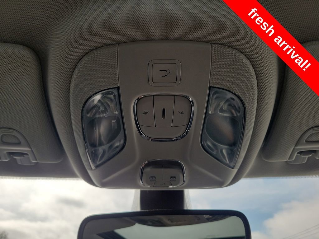 Certified 2018 Jeep Compass Limited w/ Navigation Group image 38