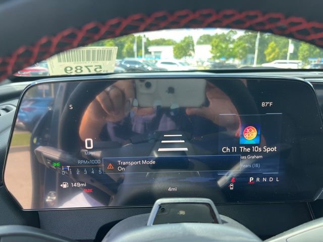 New 2026 Chevrolet Traverse RS w/ LPO, Floor Liner Package FWD image 26