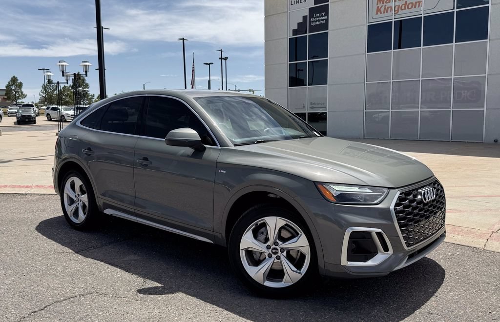 Used 2023 Audi Q5 2.0T Premium Plus w/ Premium Plus Package AWD/4WD image 2