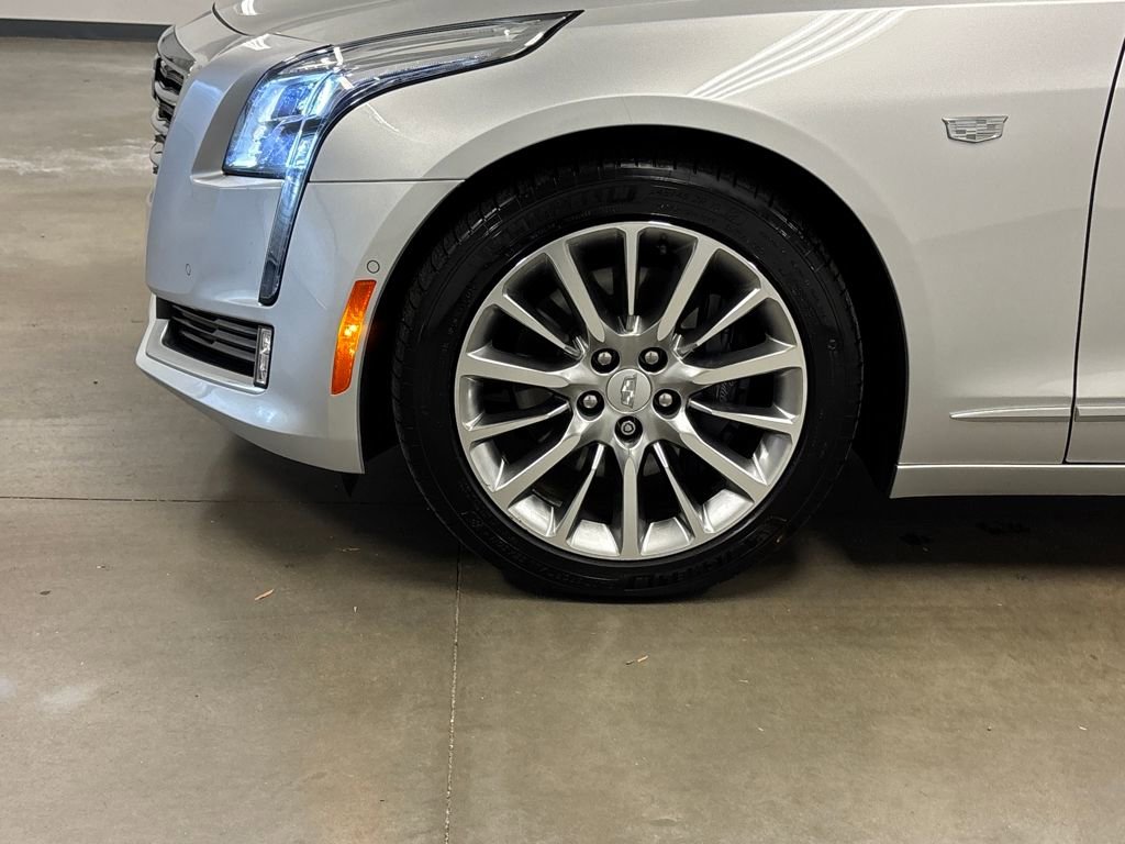 Used 2018 Cadillac CT6 Luxury image 11