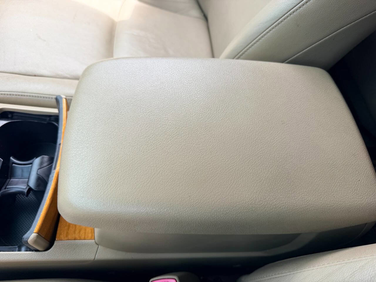 Used 2009 Toyota Highlander Limited AWD/4WD image 43