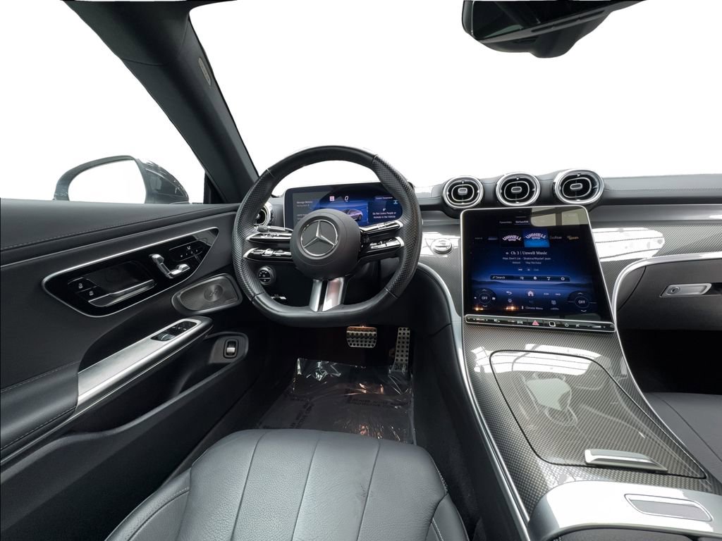 Used 2025 Mercedes-Benz CLE 300 4MATIC Coupe image 31