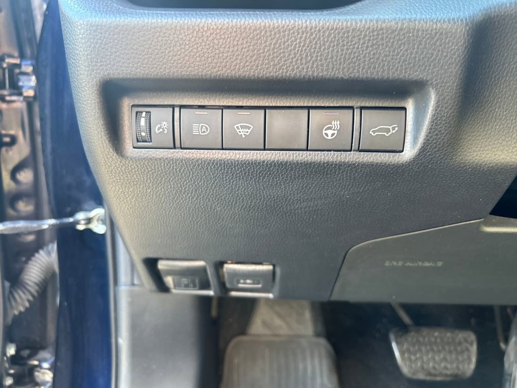 Certified 2020 Toyota RAV4 XLE Premium image 34