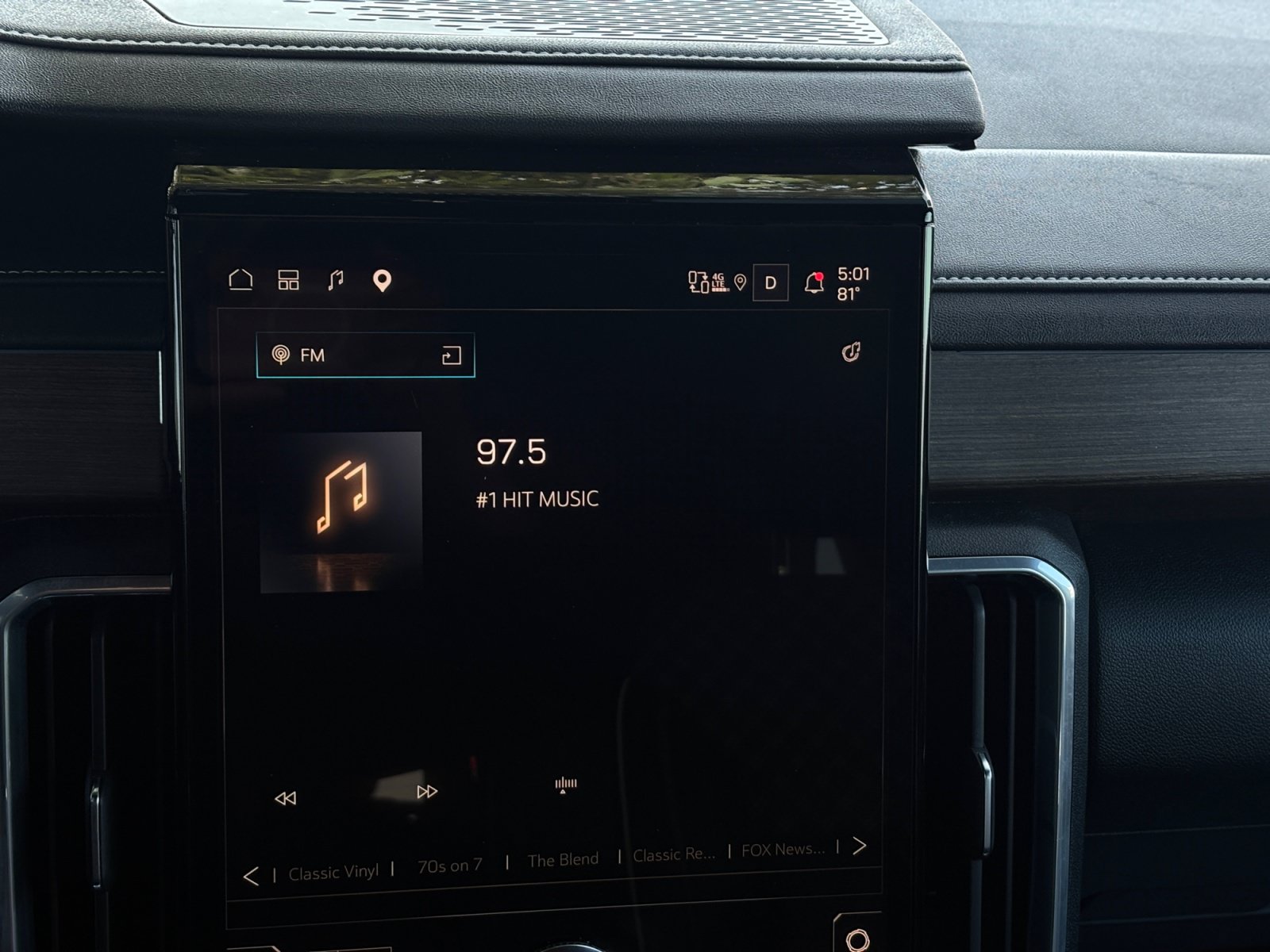 Used 2024 GMC Acadia Denali w/ Super Cruise Package FWD image 16