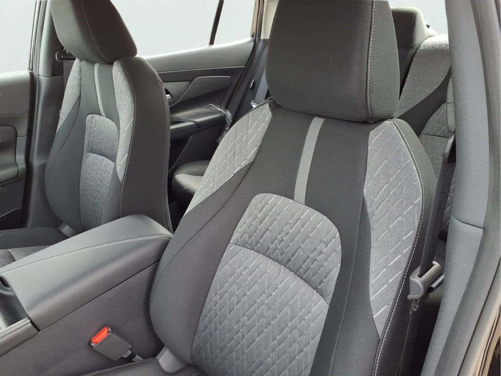 New 2026 Nissan Sentra SV w/ SV Convenience Package FWD image 12