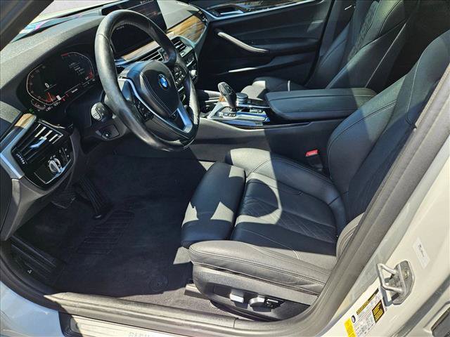 Used 2021 BMW 530i w/ Convenience Package RWD image 17