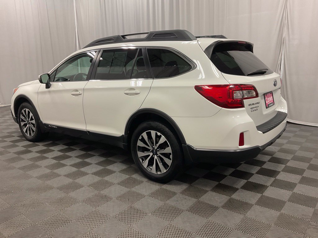 Used 2015 Subaru Outback 2.5i Limited AWD/4WD image 8