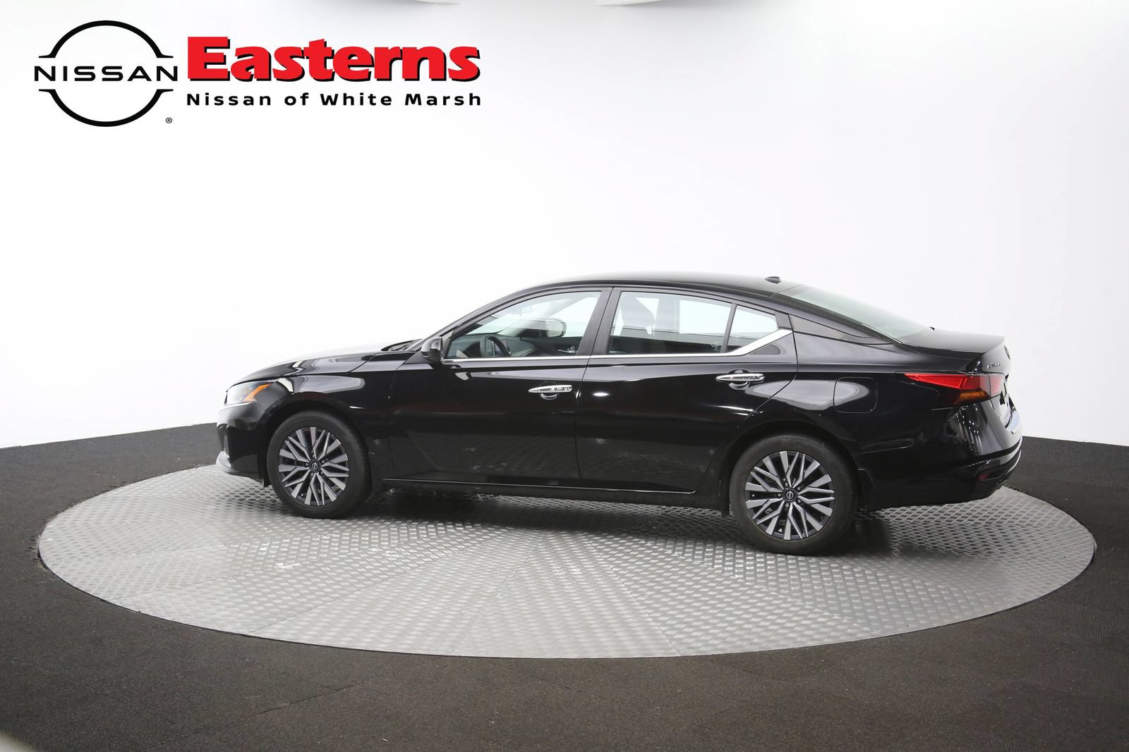 Used 2023 Nissan Altima 2.5 SV AWD/4WD image 60