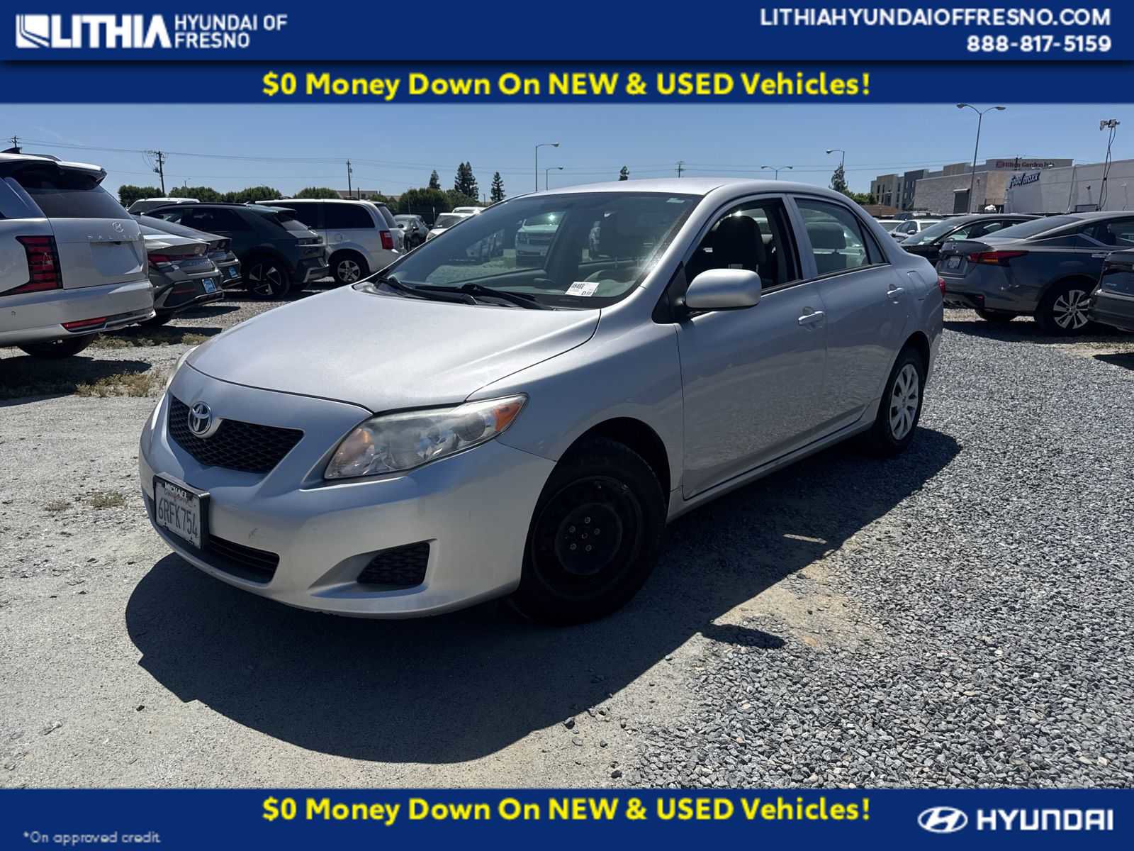 Used 2010 Toyota Corolla LE image 1