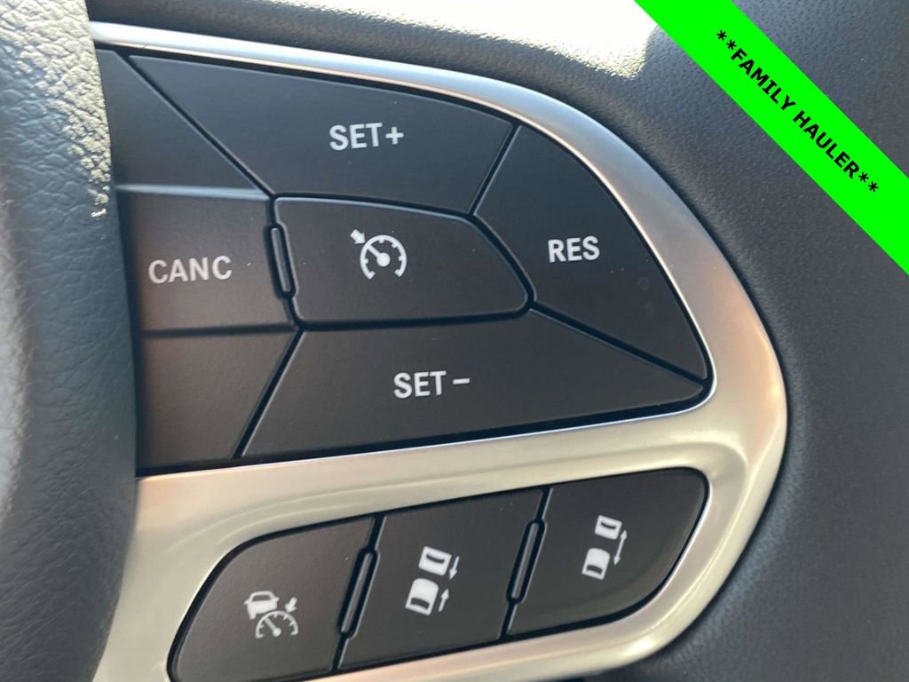 New 2026 Chrysler Pacifica Select image 52