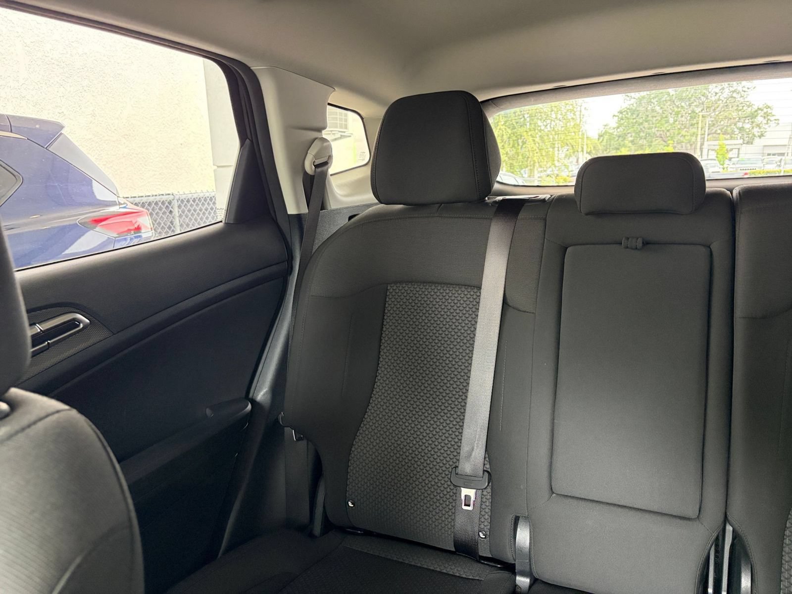 Used 2025 Kia Sportage LX FWD image 38