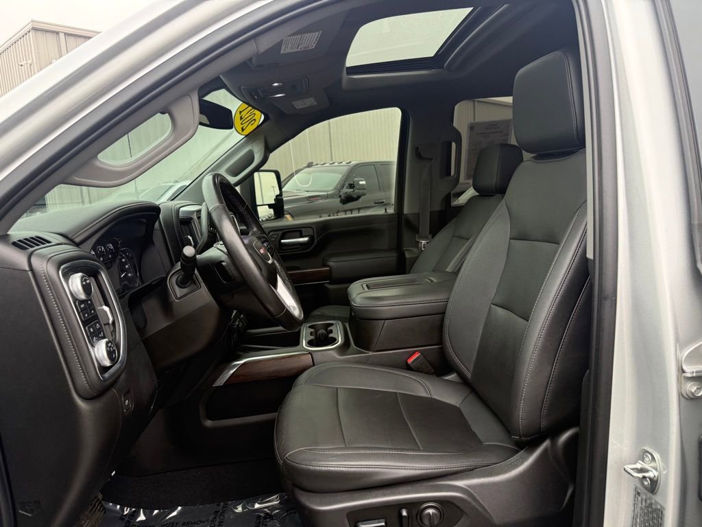 Used 2021 GMC Sierra 2500 SLT w/ SLT Premium Package image 5