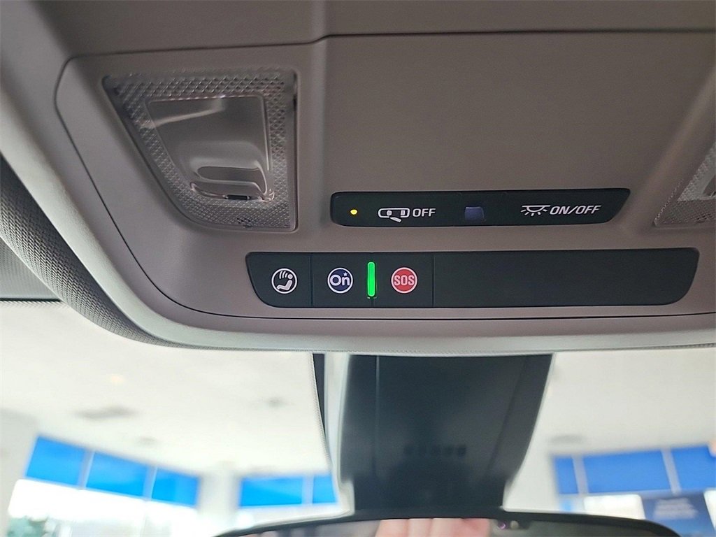 New 2025 Chevrolet Blazer LT w/ Midnight/Sport Edition image 21