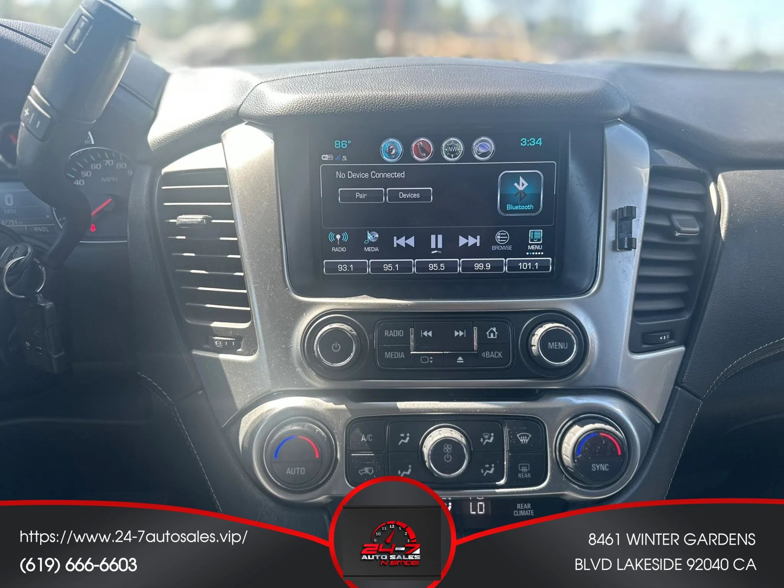 Used 2019 Chevrolet Suburban LS w/ All-Season Package RWD image 18