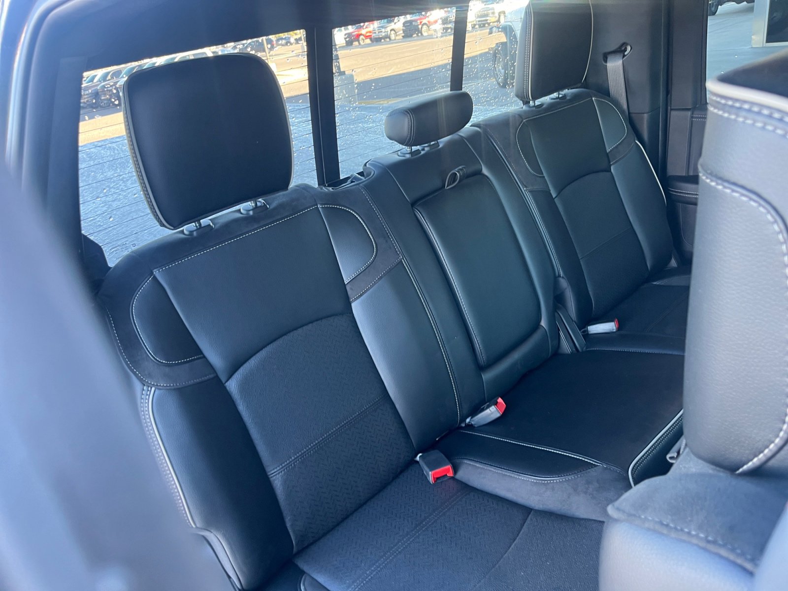 Used 2022 RAM 2500 Laramie w/ Night Edition image 18