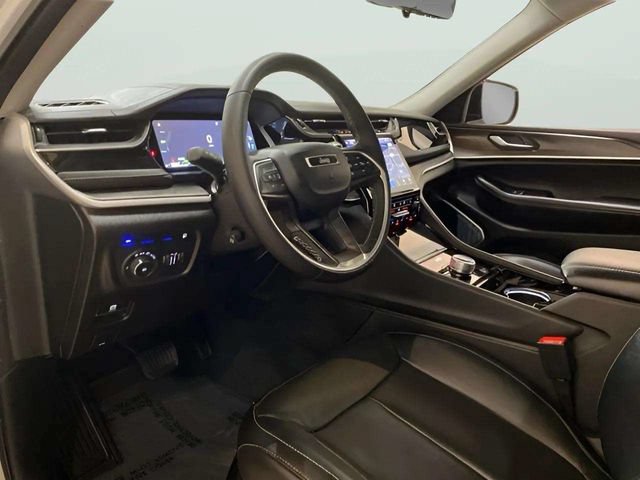 Used 2022 Jeep Grand Cherokee Limited 4xe w/ Luxury Tech Group II AWD/4WD image 24