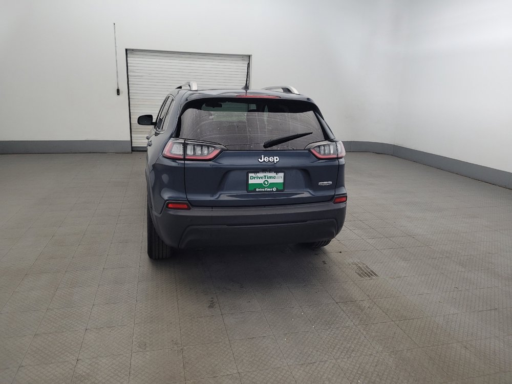 Used 2019 Jeep Cherokee Latitude w/ Popular Appearance Group FWD image 6