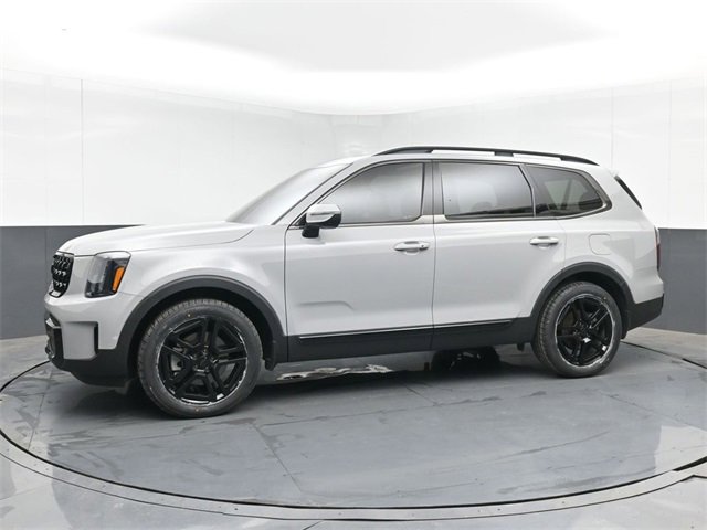 Used 2025 Kia Telluride EX X-Line image 11