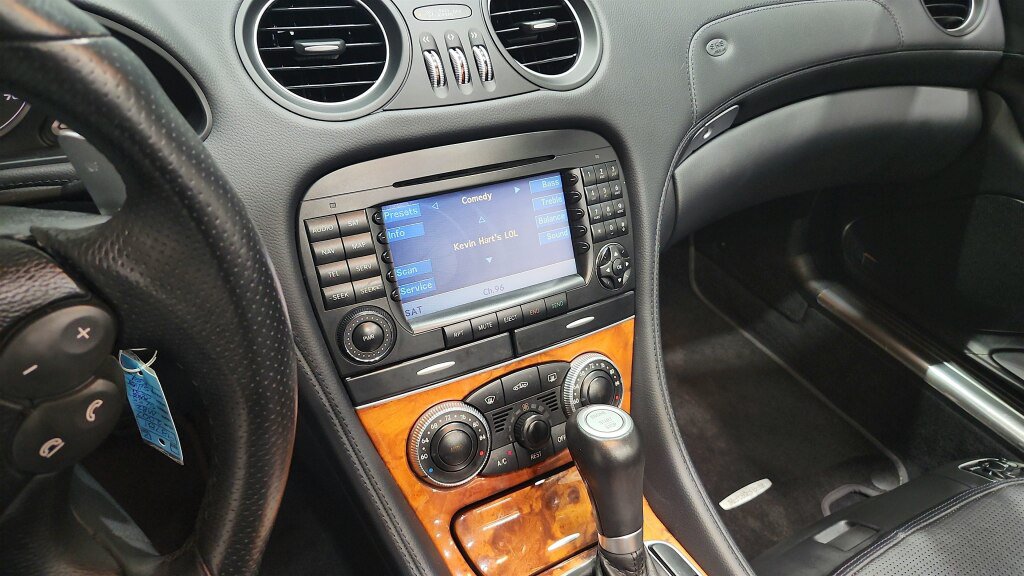 Used 2007 Mercedes-Benz SL 55 AMG image 29
