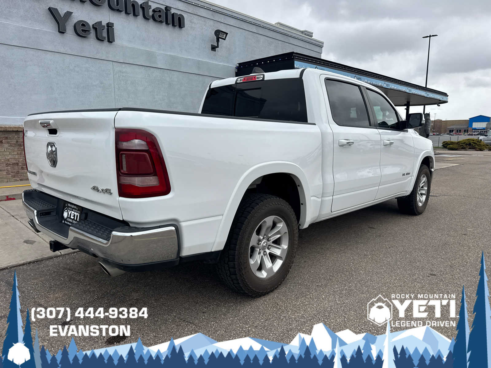 Used 2021 RAM 1500 Laramie AWD/4WD image 3