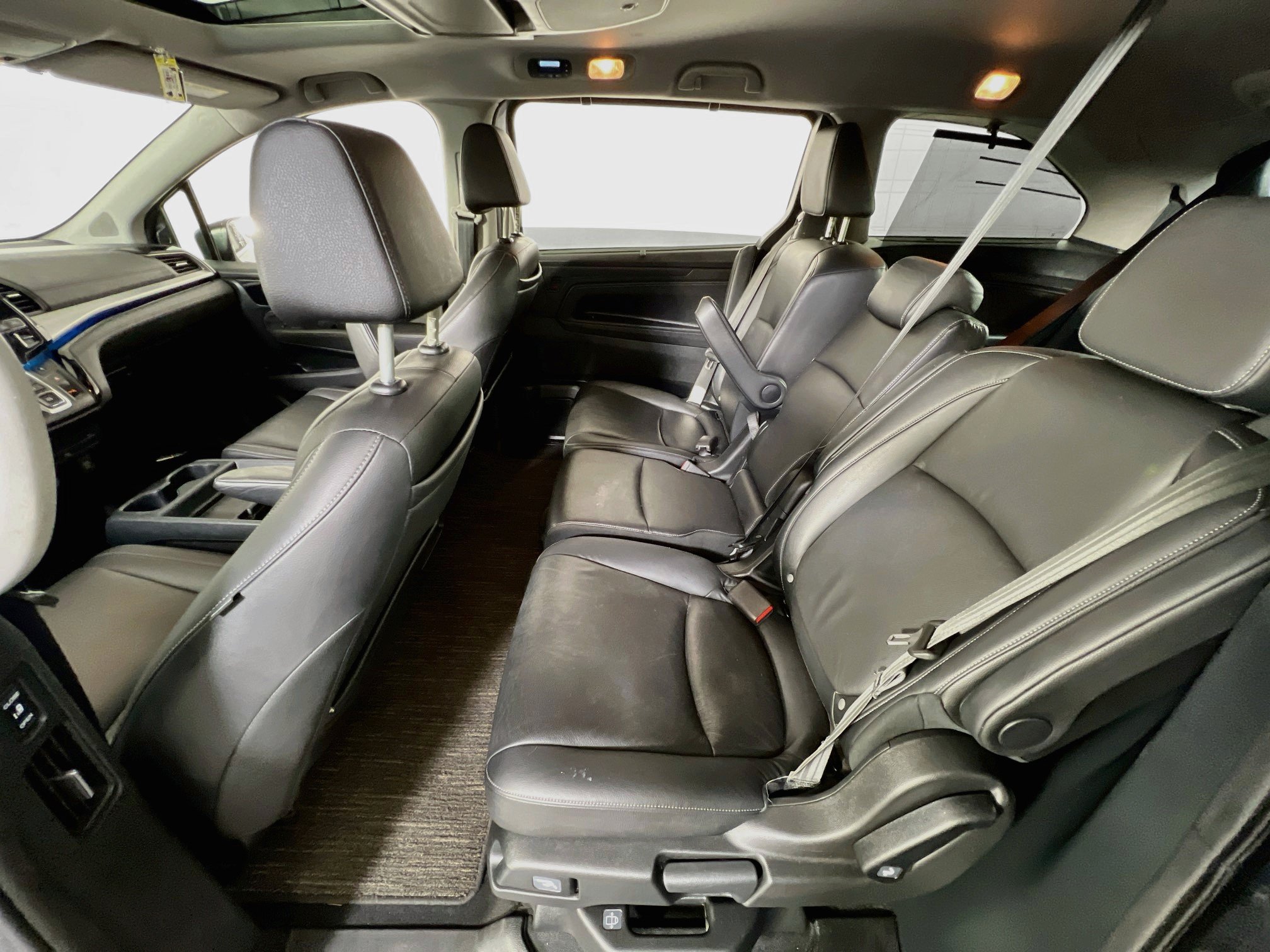 Used 2023 Honda Odyssey Touring image 25