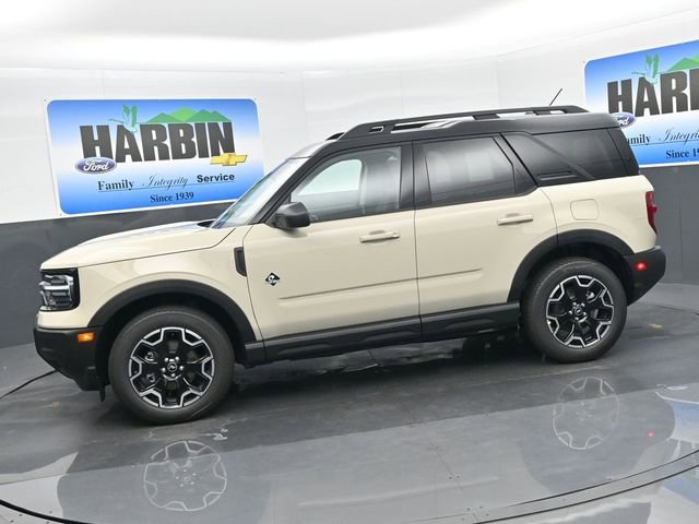 New 2025 Ford Bronco Sport Outer Banks image 2