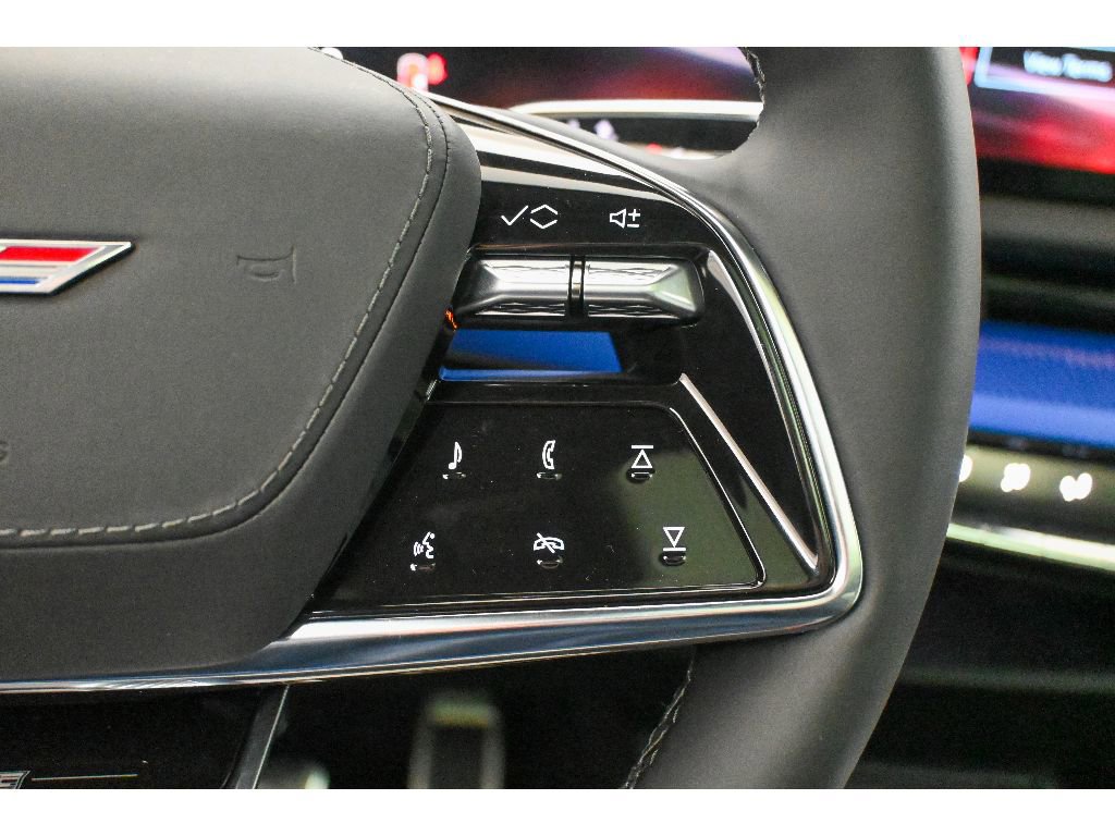 New 2026 Cadillac Optiq V w/ Carbon Fiber Package image 37