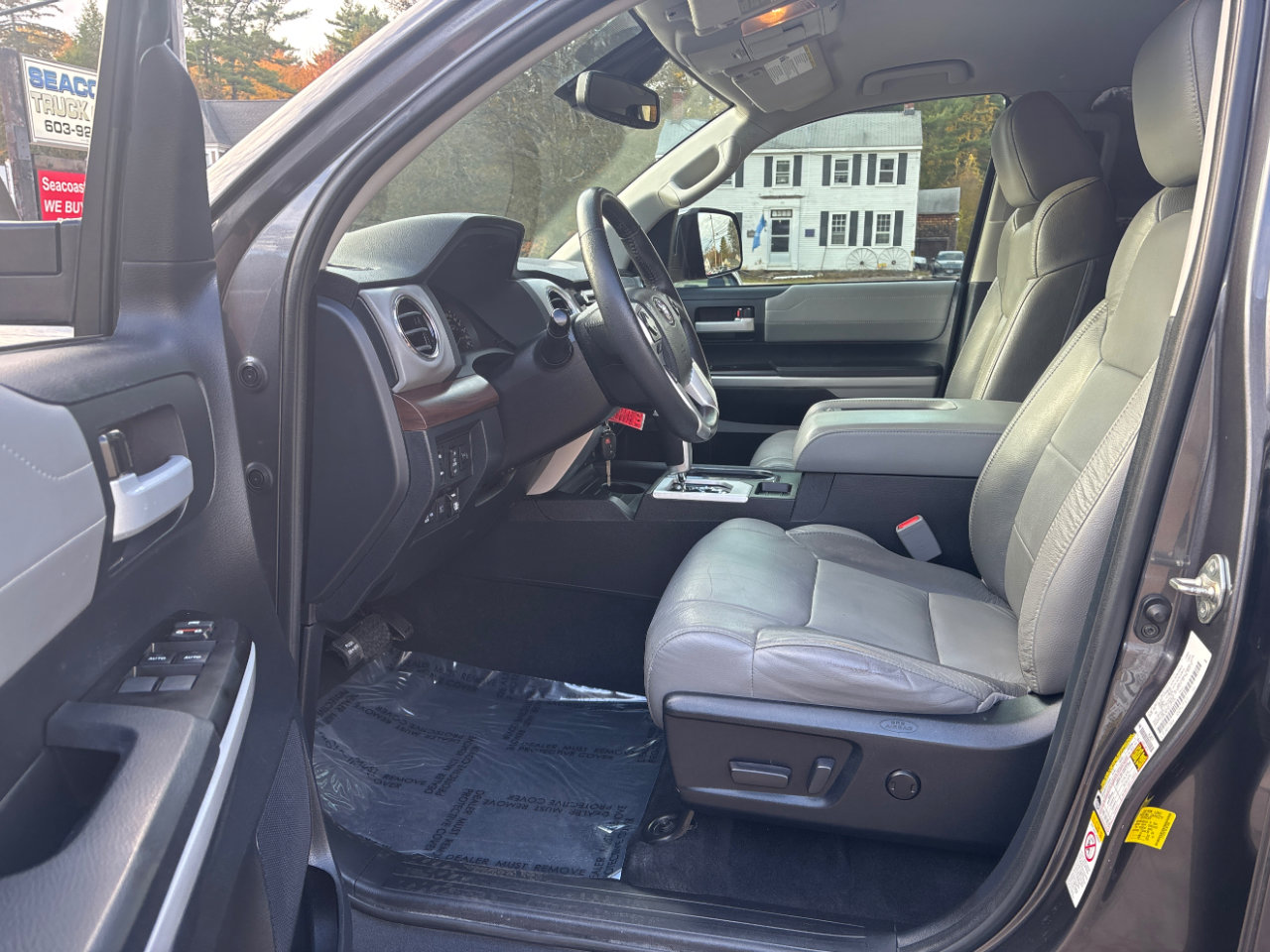 Used 2019 Toyota Tundra Limited image 9
