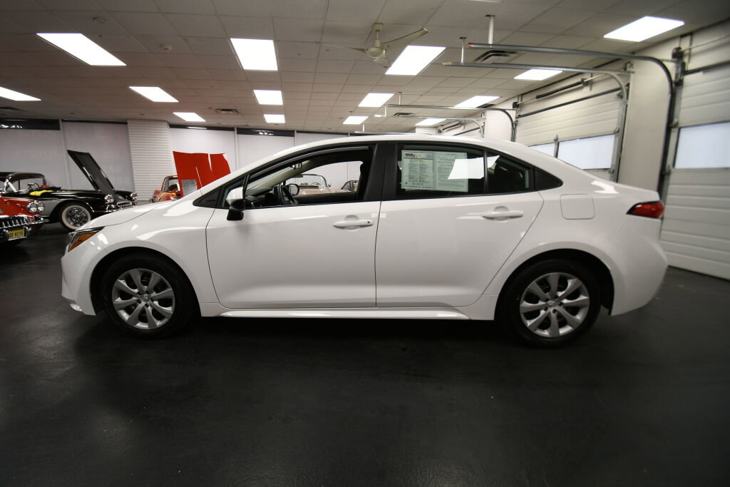 Certified 2024 Toyota Corolla LE image 4