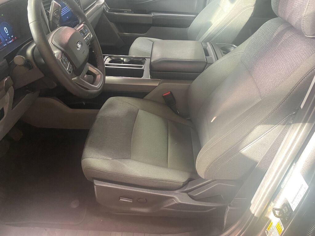 Used 2024 Ford F150 XLT w/ Mobile Office Package image 5
