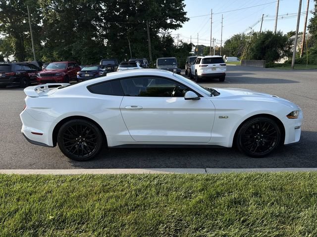Used 2018 Ford Mustang GT Premium w/ GT Performance Package RWD image 9