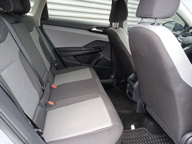Used 2023 Volkswagen Taos S FWD image 31
