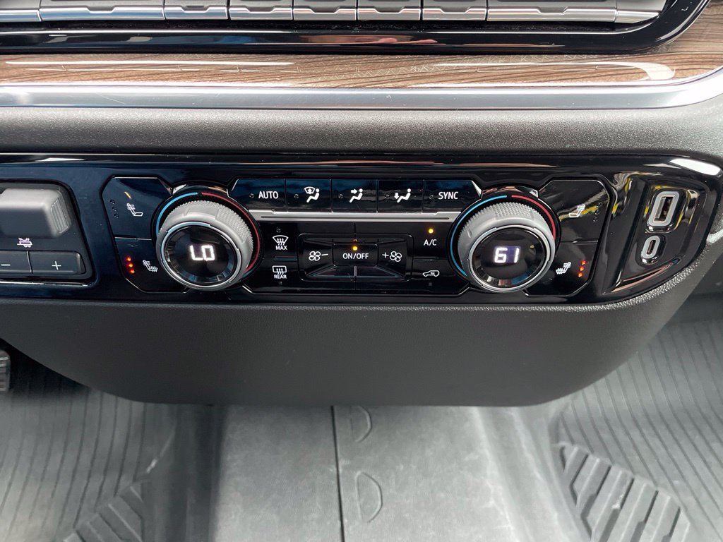 Used 2024 Chevrolet Silverado 2500 LT AWD/4WD image 22