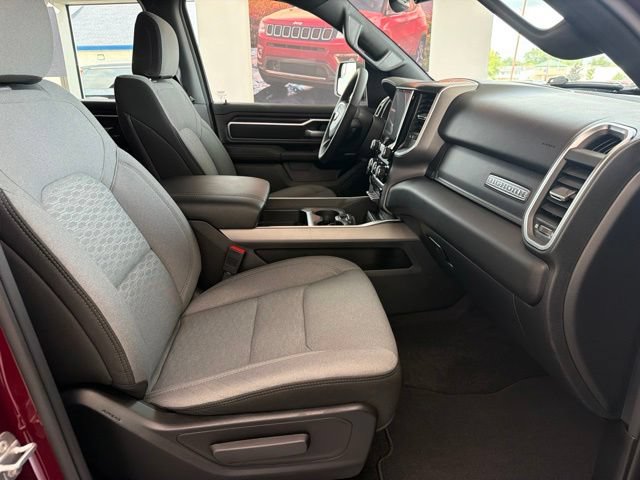 Used 2025 RAM 1500 Big Horn AWD/4WD image 10