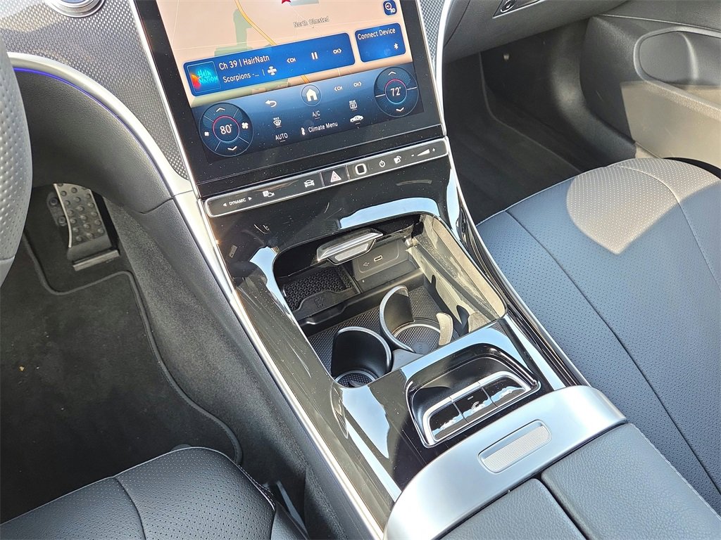 Used 2024 Mercedes-Benz CLE 300 4MATIC Cabriolet image 16