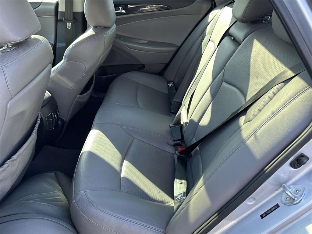 Used 2014 Hyundai Sonata Limited w/ Technology Package 05 image 12