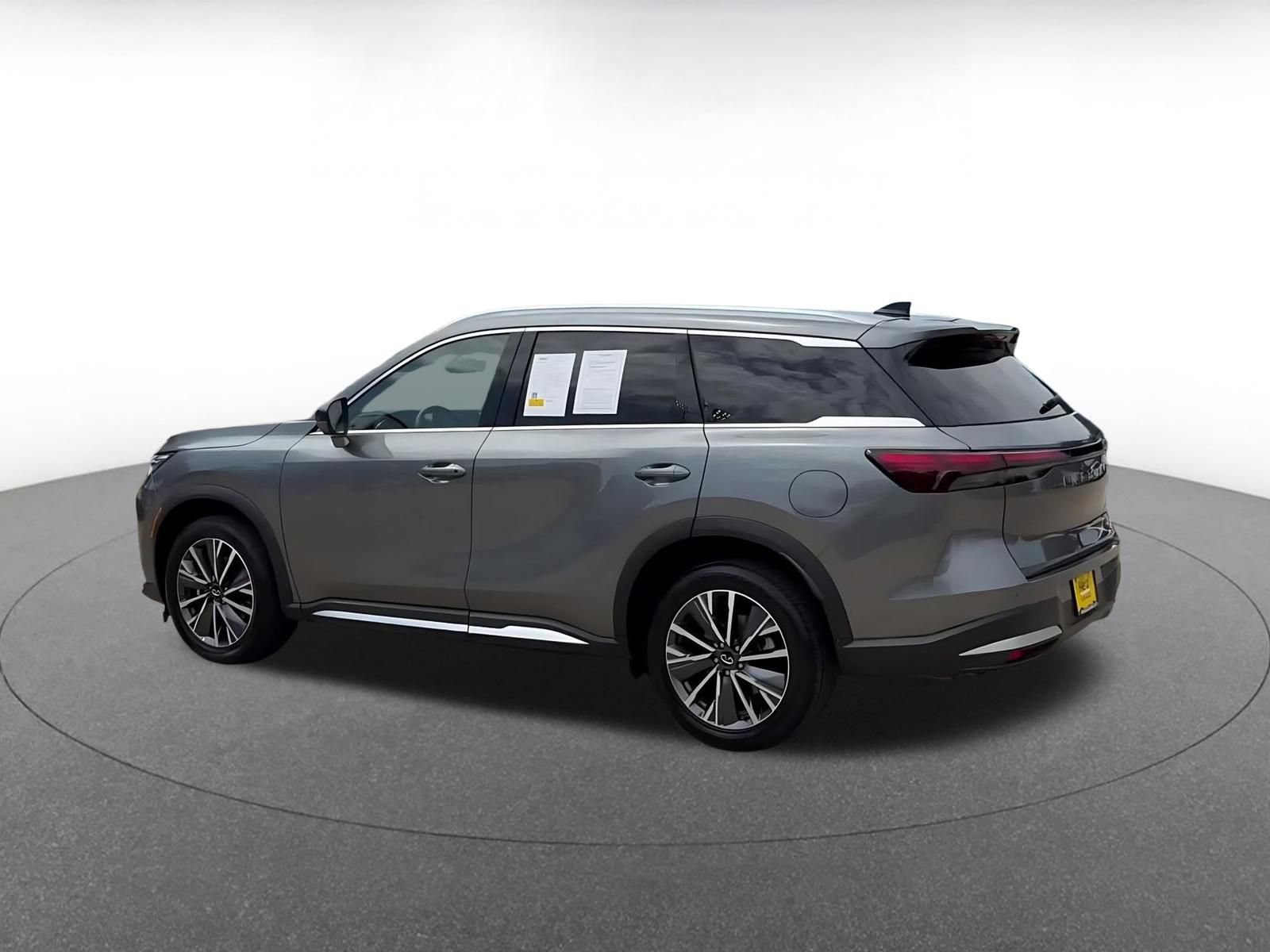 Used 2026 INFINITI QX60 Luxe FWD image 10